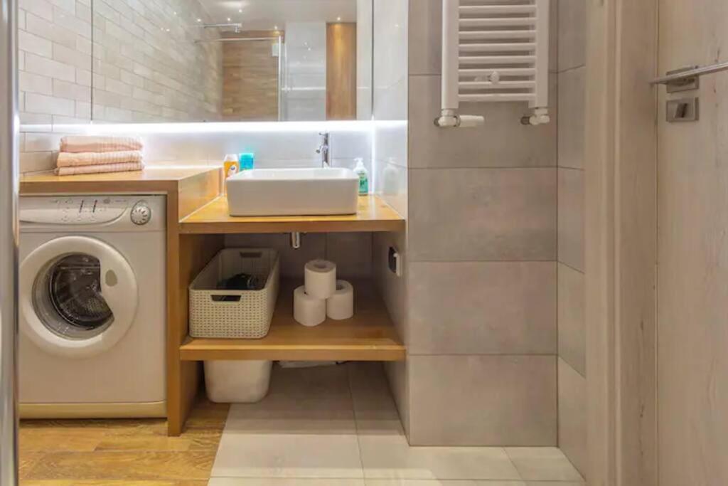 City Center-Comfortable And Stylish Apartment- P2 Varsovia Exterior foto